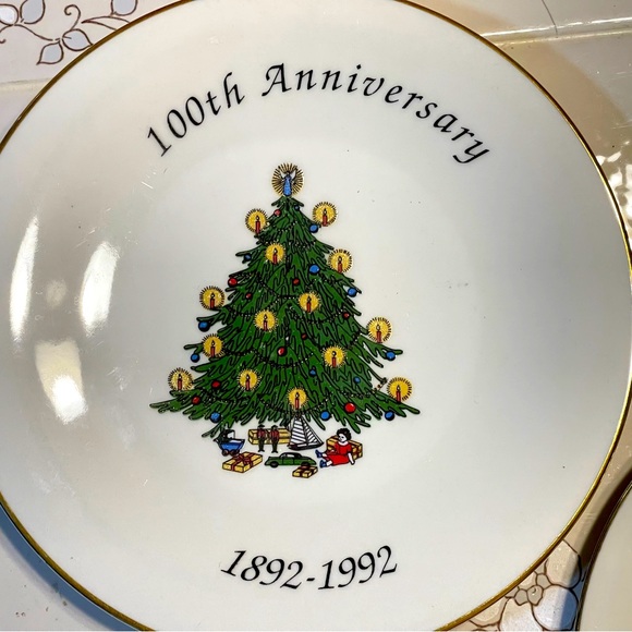 BC Clark | Other | Bc Clark Anniversary Sale Christmas Plates 